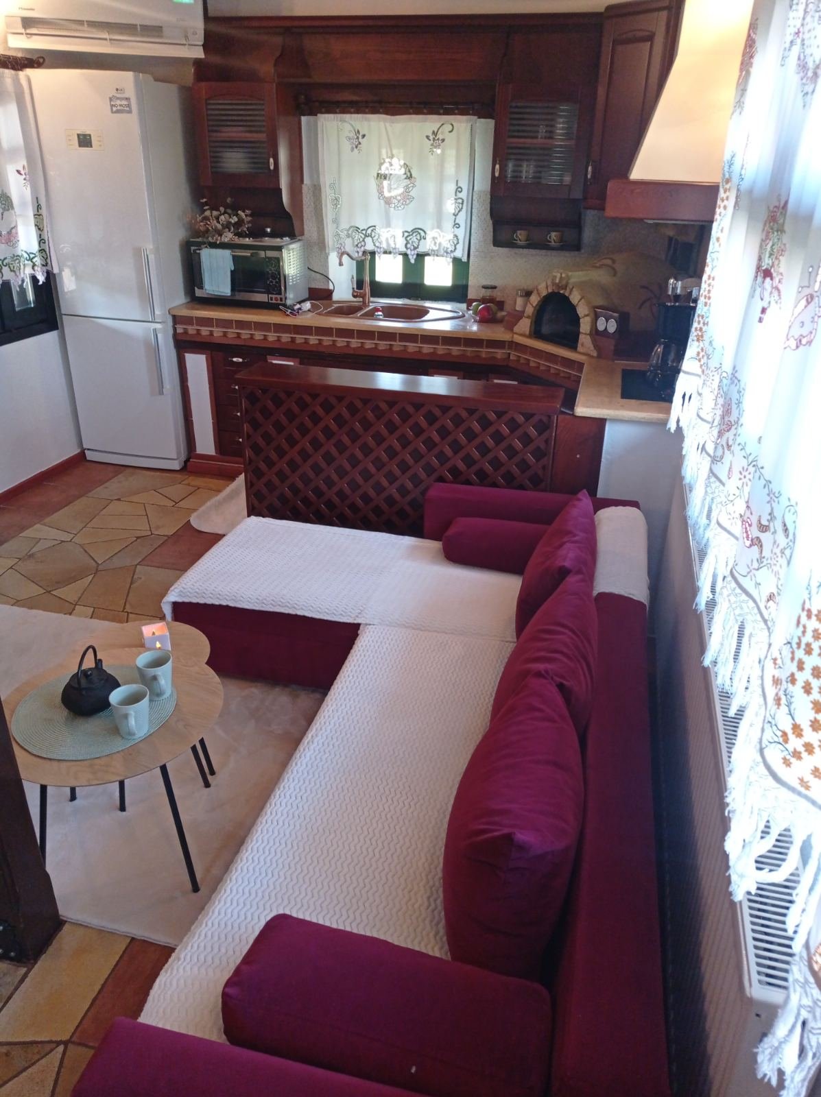 Fully equipped kitchen area